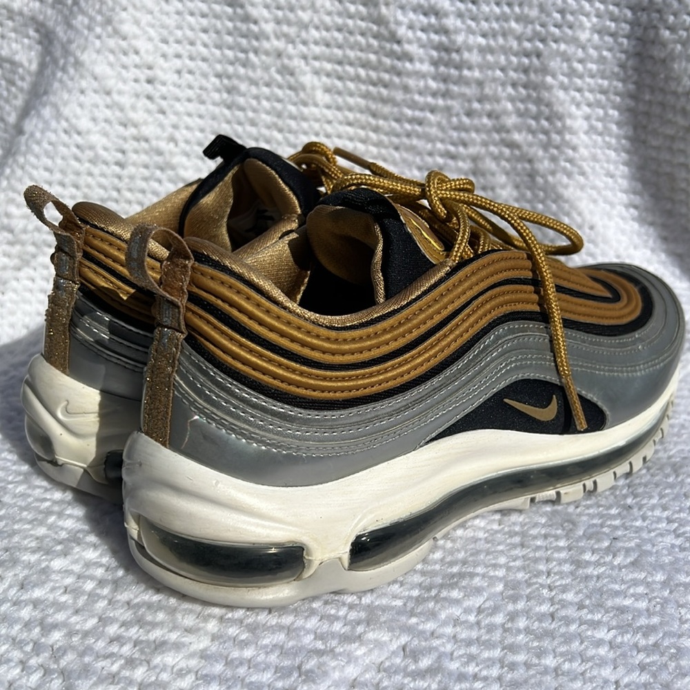 Nike Air Max 97 SE Vast Gray Gold Metallic Women’s size 8.5 - Picture 4 of 10